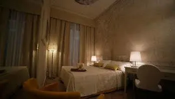 Cristina Hotel Florence 0*,